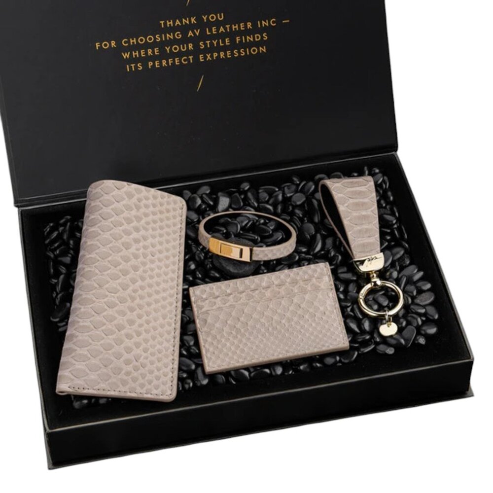 Luxury Python Leather Gift Set – Handmade & Elegant Beige Rage Color